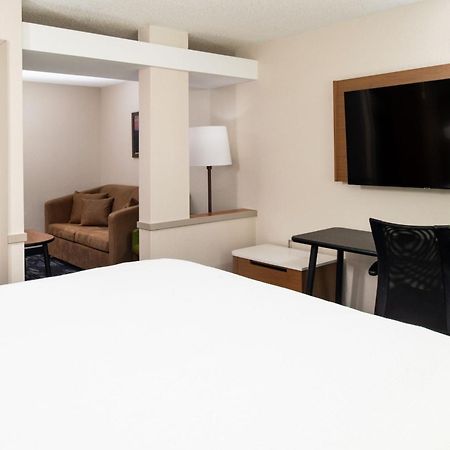 Fairfield Inn & Suites Greensboro Wendover Esterno foto
