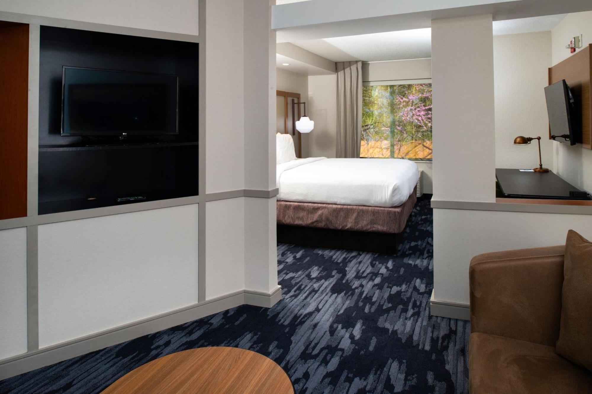 Fairfield Inn & Suites Greensboro Wendover Esterno foto