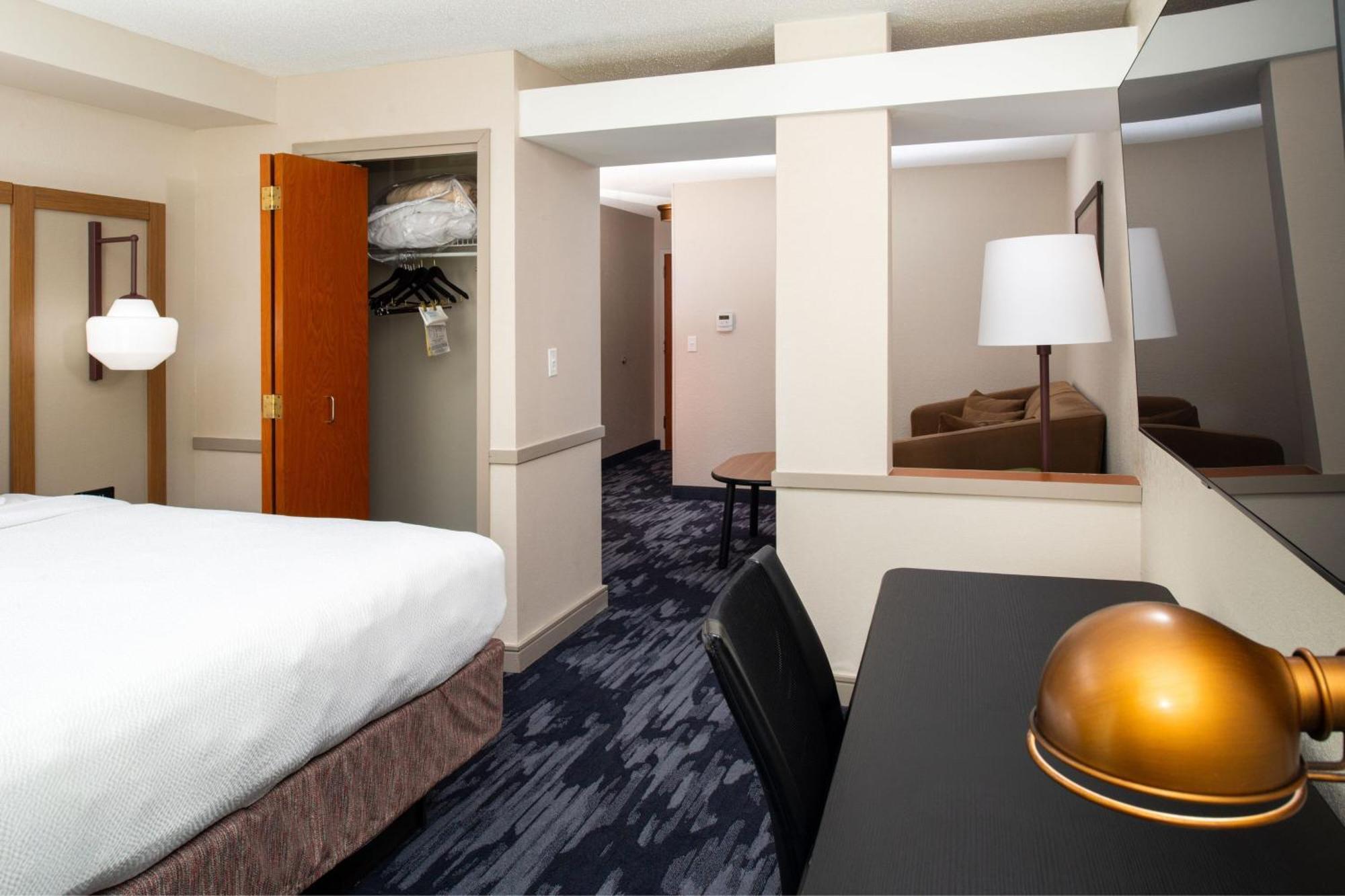 Fairfield Inn & Suites Greensboro Wendover Esterno foto