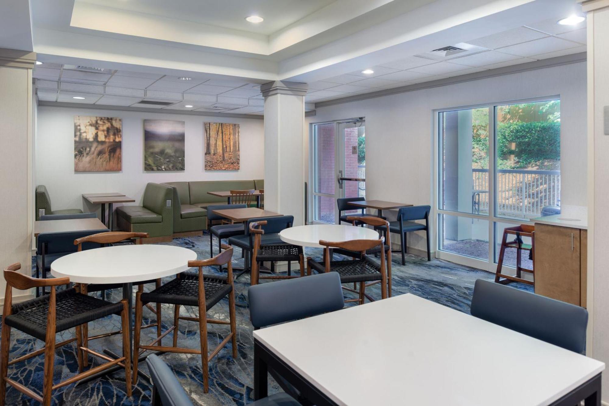 Fairfield Inn & Suites Greensboro Wendover Esterno foto