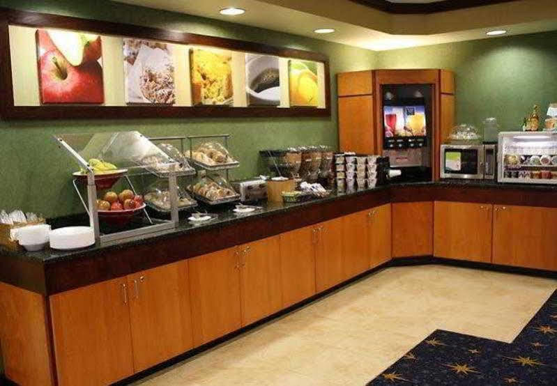 Fairfield Inn & Suites Greensboro Wendover Esterno foto